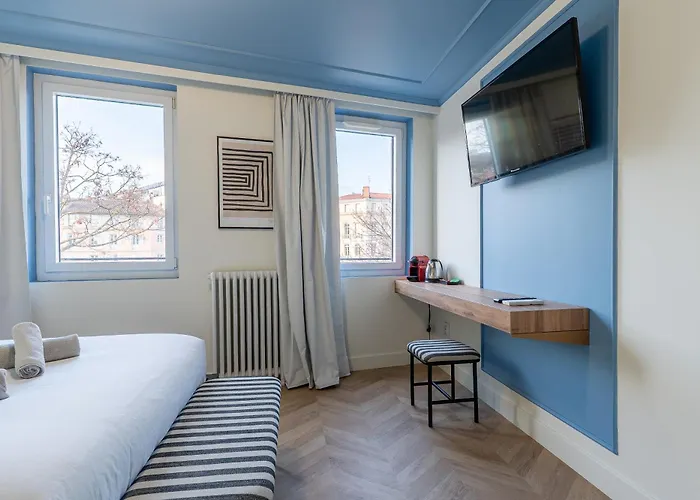 Double Jeu - Magnifique Chambre Sur Les Ramblas Ξενοδοχείο με διαμερίσματα 3*